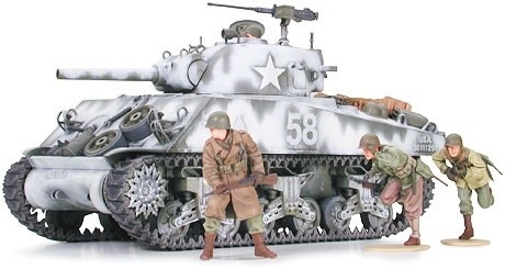 Tamiya 1/35 SHERMAN M4A3 105MM HOWITZER i gruppen SPORT, FRITID & HOBBY / Hobby / Plastik modeller / Militære køretøjer (land) hos TP E-commerce Nordic AB (A06339)