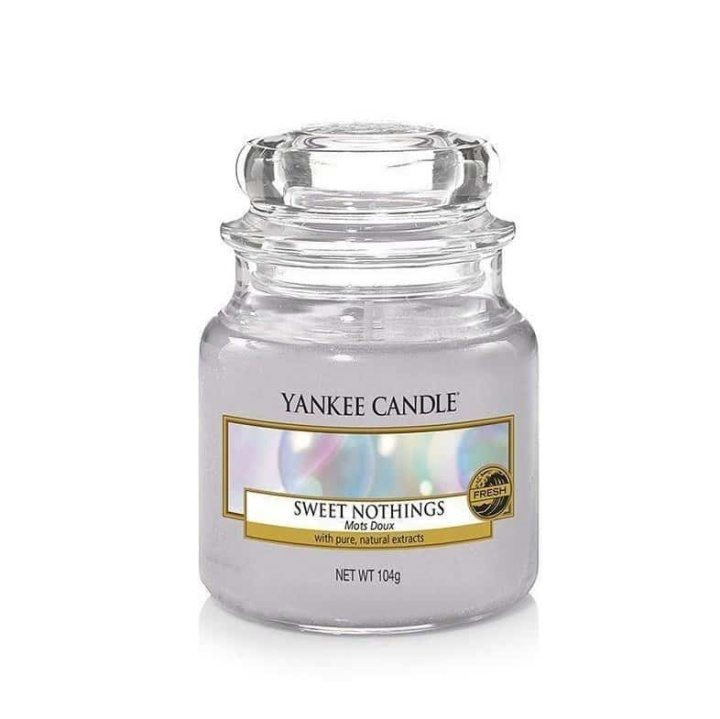 Yankee Candle Classic Small Jar Sweet Nothings 104g i gruppen SKØNHED & HELSE / Duft & Parfume / Øvrig duft / Duftlys hos TP E-commerce Nordic AB (A13320)