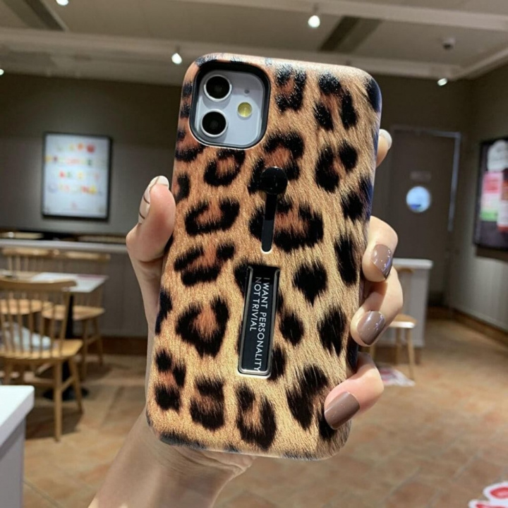 Modeetui med fingerholder - iPhone 12 Pro Max, Leopard i gruppen SMARTPHONES & TABLETS / Mobil Beskyttelse / Apple / iPhone 12 Pro hos TP E-commerce Nordic AB (A20850)