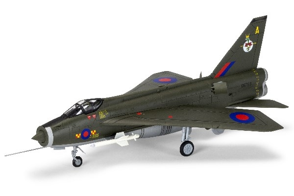 AIRFIX English Electric Lightning F.2A, 1:72 hanging gift i gruppen SPORT, FRITID & HOBBY / Hobby / Plastik modeller / Fly & Helikoptere hos TP E-commerce Nordic AB (C29600)