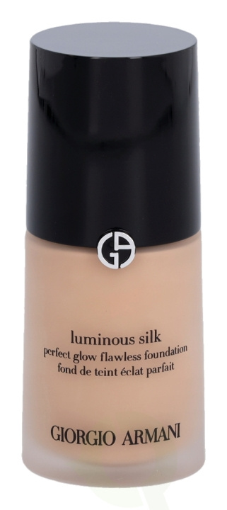 Armani Luminous Silk Foundation 30 ml #5 i gruppen SKØNHED & HELSE / Makeup / Makeup ansigt / Foundation hos TP E-commerce Nordic AB (C41216)