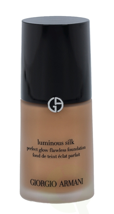 Armani Luminous Silk Foundation 30 ml #07 i gruppen SKØNHED & HELSE / Makeup / Makeup ansigt / Foundation hos TP E-commerce Nordic AB (C41217)