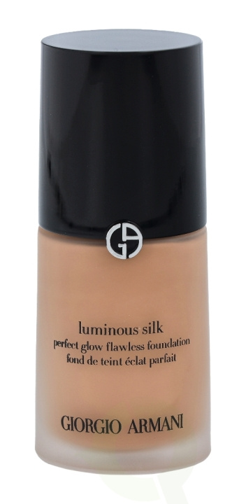 Armani Luminous Silk Foundation 30 ml 5.5 Natural Beige i gruppen SKØNHED & HELSE / Makeup / Makeup ansigt / Foundation hos TP E-commerce Nordic AB (C41219)