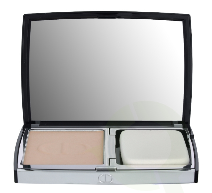 Christian Dior Dior Forever Natural Velvet Compact Foundation 10 gr #2N Neutral i gruppen SKØNHED & HELSE / Makeup / Makeup ansigt / Foundation hos TP E-commerce Nordic AB (C41325)