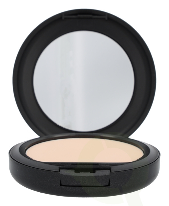 MAC Studio Fix Powder Plus Foundation 15 gr NC15 i gruppen SKØNHED & HELSE / Makeup / Makeup ansigt / Foundation hos TP E-commerce Nordic AB (C41663)