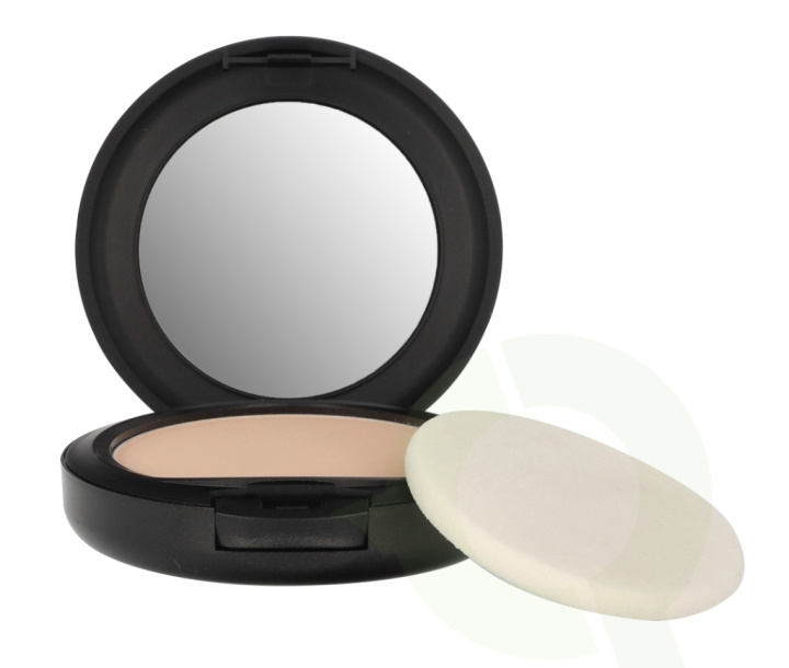 MAC Studio Fix Powder Plus Foundation 15 gr NW13 i gruppen SKØNHED & HELSE / Makeup / Makeup ansigt / Foundation hos TP E-commerce Nordic AB (C41679)