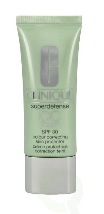 Clinique Superdefense Cc Cream SPF30 40 ml #03 Light Medium i gruppen SKØNHED & HELSE / Hudpleje / Ansigt / Ansigtscreme hos TP E-commerce Nordic AB (C50172)