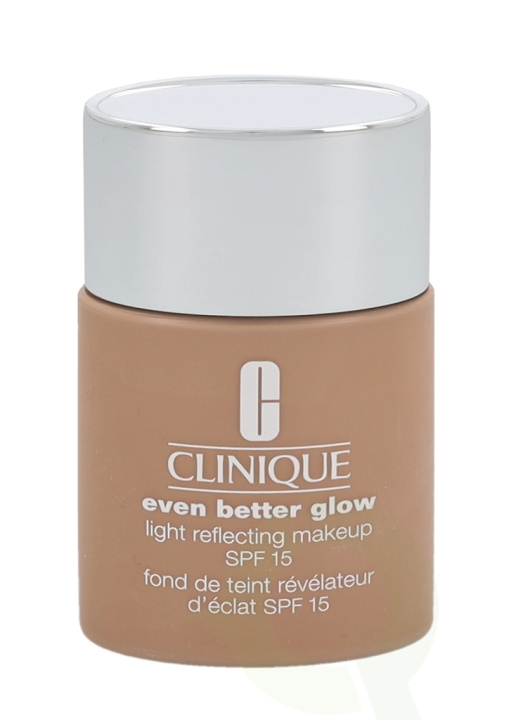 Clinique Even Better Glow Light Reflecting Makeup SPF15 30 ml CN52 Neutral i gruppen SKØNHED & HELSE / Makeup / Makeup ansigt / Foundation hos TP E-commerce Nordic AB (C50248)