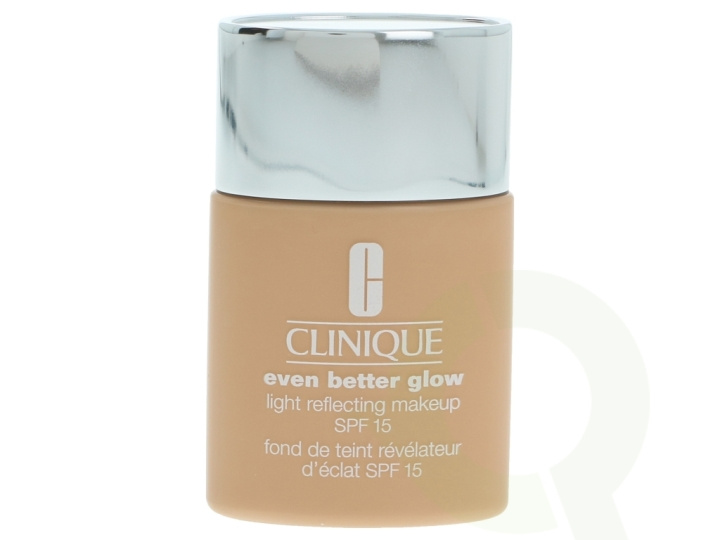 Clinique Even Better Glow Light Reflecting Makeup SPF15 30 ml WN12 Meringue i gruppen SKØNHED & HELSE / Makeup / Makeup ansigt / Foundation hos TP E-commerce Nordic AB (C50249)