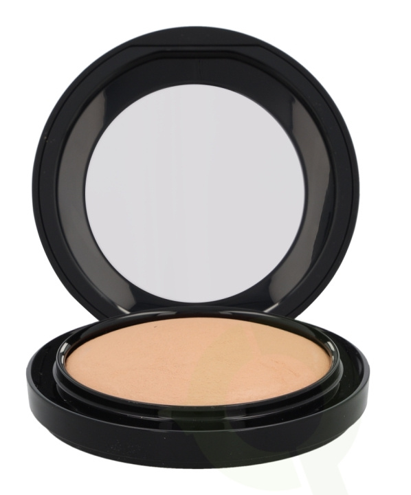 MAC Mineralize Skinfinish Natural 10 gr Medium Dark i gruppen SKØNHED & HELSE / Makeup / Makeup ansigt / Pudder hos TP E-commerce Nordic AB (C53681)