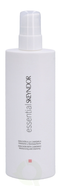 Skeyndor Essential Cleansing Emulsion With Camomile 250 ml i gruppen SKØNHED & HELSE / Hudpleje / Ansigt / Rengøring hos TP E-commerce Nordic AB (C55910)