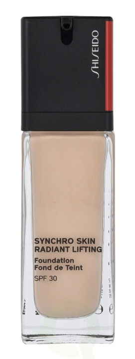 Shiseido Synchro Skin Radiant Lifting Foundation SPF30 30 ml #120 Ivory i gruppen SKØNHED & HELSE / Makeup / Makeup ansigt / Foundation hos TP E-commerce Nordic AB (C56069)