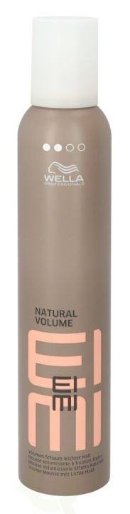 Wella Eimi - Natural Volume Mousse 300 ml Light Hold i gruppen SKØNHED & HELSE / Hår og styling / Hår styling / Hårmousse hos TP E-commerce Nordic AB (C56872)