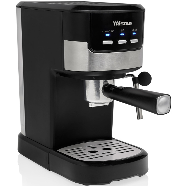 Tristar Espressomaskin Manuell CM-2278 inkl mjölkskummare i gruppen HJEM, HUS & HAVE / Husholdningsapparater / Kaffe og espresso / Espressomaskiner hos TP E-commerce Nordic AB (C62183)