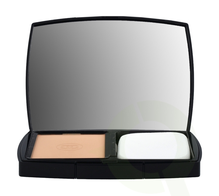 Chanel Ultra Le Teint Flawless Finish Compact Foundation 13 g B40 i gruppen SKØNHED & HELSE / Makeup / Makeup ansigt / Foundation hos TP E-commerce Nordic AB (C65642)