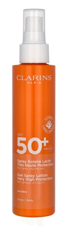 Clarins Milky Sun Spray SPF50+ 150 ml i gruppen SKØNHED & HELSE / Hudpleje / Tanning / Solbeskyttelse hos TP E-commerce Nordic AB (C66851)