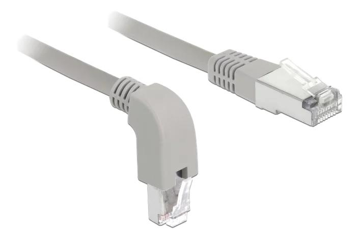 DeLOCK Network cable RJ45 Cat.5e SF UTP downward angled straight 1m i gruppen COMPUTERTILBEHØR / Kabler og adaptere / Netværkskabler / Cat5e hos TP E-commerce Nordic AB (C70715)