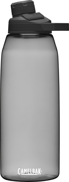 Camelbak Chute Mag 1,5 L vandflaske, grå i gruppen SPORT, FRITID & HOBBY / Friluftsliv / Termokander & vandflasker hos TP E-commerce Nordic AB (C71763)