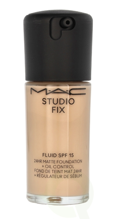 MAC Studio Fix Fluid Foundation SPF15 30 ml N4.5 i gruppen SKØNHED & HELSE / Makeup / Makeup ansigt / Foundation hos TP E-commerce Nordic AB (C75930)