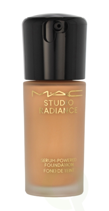 MAC Studio Radiance Serum-Powered Foundation 30 ml NC18 i gruppen SKØNHED & HELSE / Makeup / Makeup ansigt / Foundation hos TP E-commerce Nordic AB (C75948)