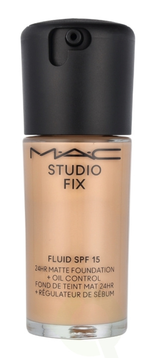 MAC Studio Fix Fluid Foundation SPF15 30 ml NC18 i gruppen SKØNHED & HELSE / Makeup / Makeup ansigt / Foundation hos TP E-commerce Nordic AB (C76002)