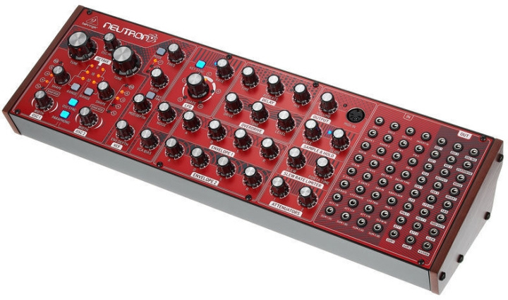 BEHRINGER Neutron analog synthesizer i gruppen SPORT, FRITID & HOBBY / Hobby / Musik / Tilbehør til musikinstrumenter hos TP E-commerce Nordic AB (C78086)