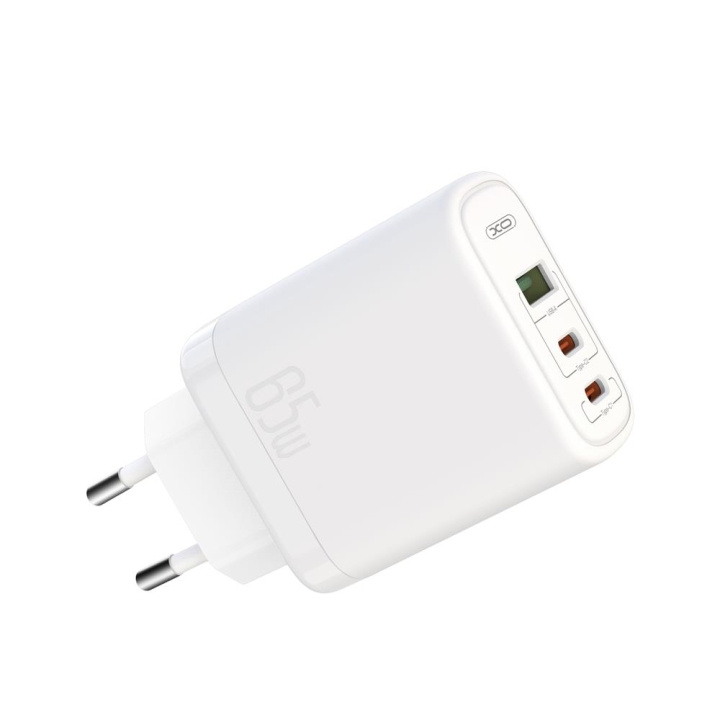 XO väggladdare CE04 PD 65W 2x USB-C 1x USB vit i gruppen SMARTPHONES & TABLETS / Opladere og kabler / Vægoplader / Vægoplader USB hos TP E-commerce Nordic AB (C79196)