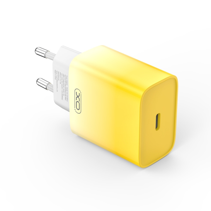 XO väggladdare CE18 PD 30W 1x USB-C gul-vit i gruppen SMARTPHONES & TABLETS / Opladere og kabler / Vægoplader / Væg oplader Type C hos TP E-commerce Nordic AB (C79290)