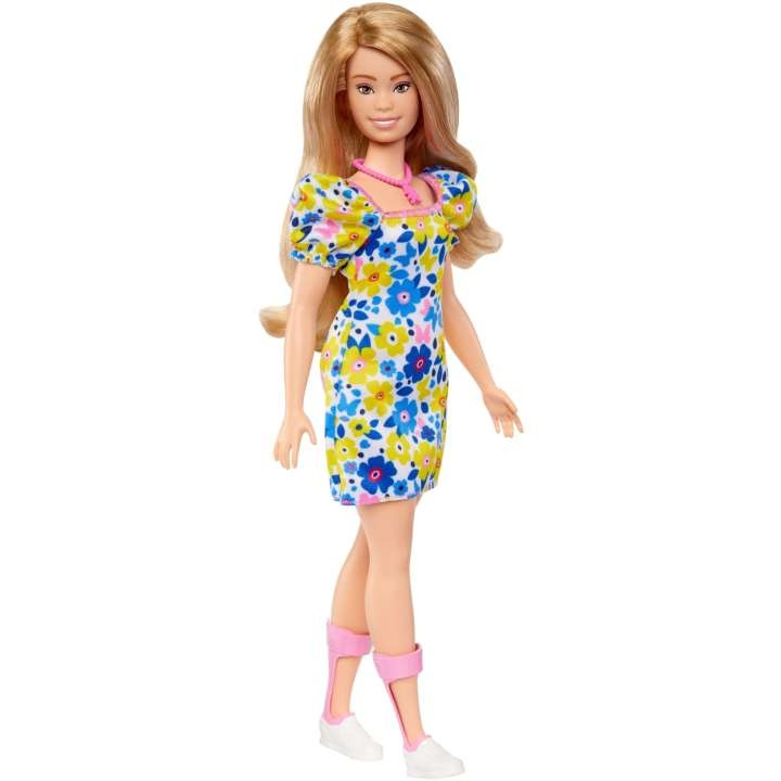 Barbie Fashionistas - Down Syndrome iført blomstret kjole (HJT05) i gruppen LEGETØJ, BØRN & BABY / Legetøj / Docks og tilbehør hos TP E-commerce Nordic AB (C80694)