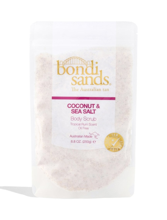 Bondi Sands Tropical Rum Coconut & Sea Salt Body Scrub 250 g i gruppen SKØNHED & HELSE / Hudpleje / Ansigt / Scrub / Peeling hos TP E-commerce Nordic AB (C83622)