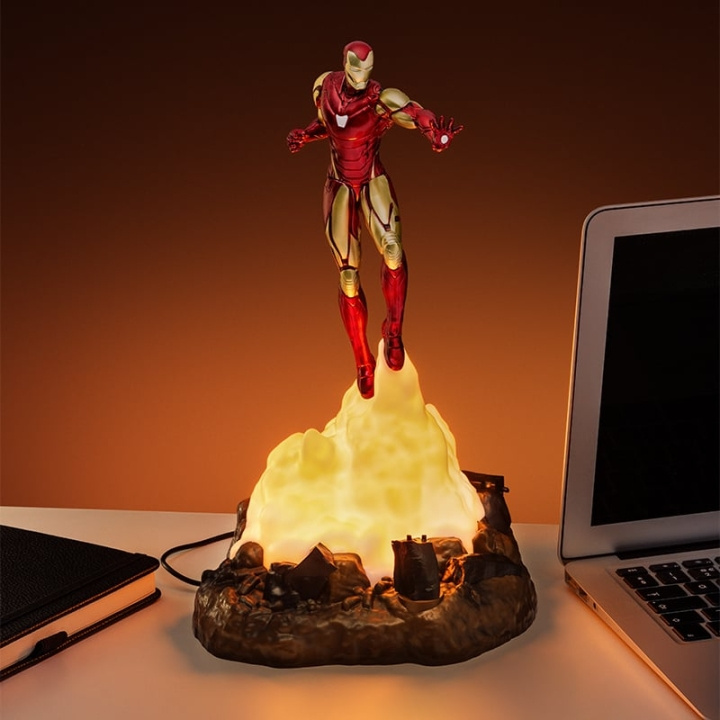 Paladone Iron Man Diorama Light i gruppen HJEMMEELEKTRONIK / Lys / Bordlamper hos TP E-commerce Nordic AB (C85561)