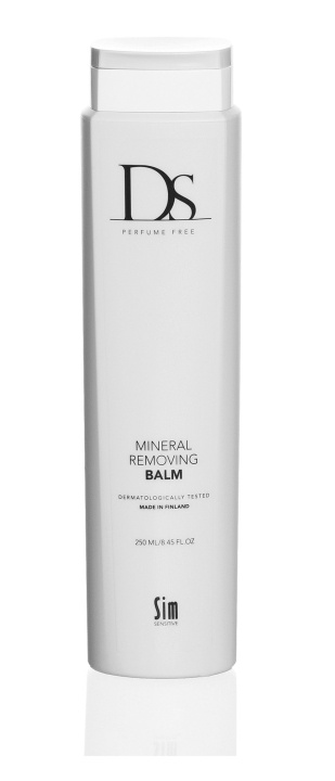 DS Sim Sensitive Mineral Removing Balm 250 ml i gruppen SKØNHED & HELSE / Hår og styling / Hårpleje / Shampoo hos TP E-commerce Nordic AB (C88747)