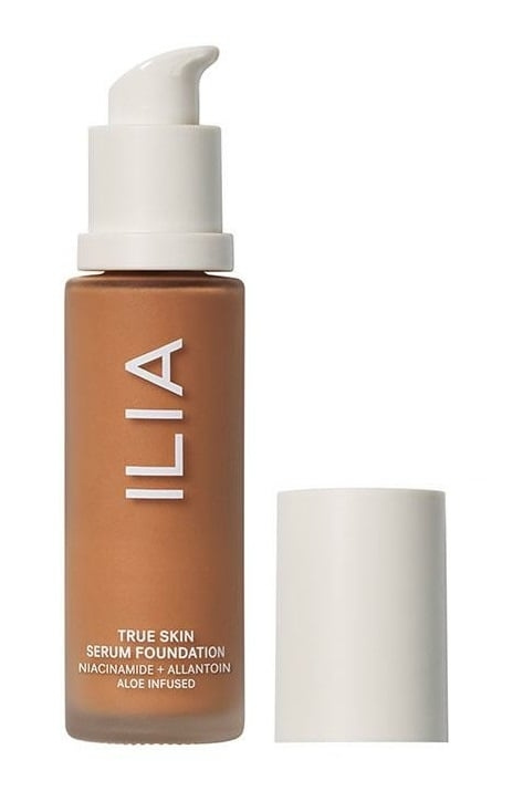 ILIA True Skin Serum Foundation Montserrat SF10 30 ml i gruppen SKØNHED & HELSE / Makeup / Makeup ansigt / Foundation hos TP E-commerce Nordic AB (C89643)