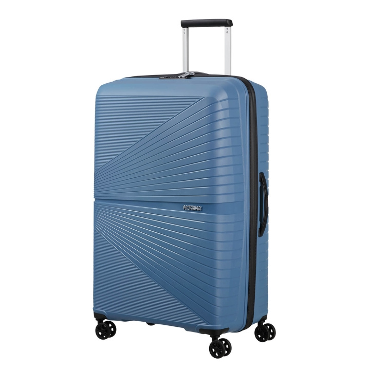 American Tourister Kuffert Airconic Spinner 77/31 Coronet Blue i gruppen SPORT, FRITID & HOBBY / Rejsetilbehør / Rejsetasker hos TP E-commerce Nordic AB (C92319)