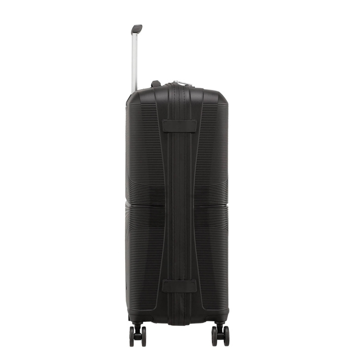 American Tourister Kuffert Airconic Spinner 67/26 Onyx Black i gruppen SPORT, FRITID & HOBBY / Rejsetilbehør / Rejsetasker hos TP E-commerce Nordic AB (C92321)