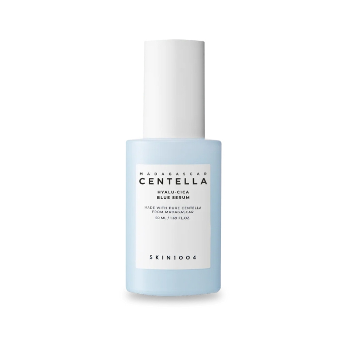 SKIN1004 Madagaskar Centella Hyalu-Cica Blue Serum - Blå 50 ml i gruppen SKØNHED & HELSE / Hudpleje / Ansigt / Hudserum hos TP E-commerce Nordic AB (D00481)