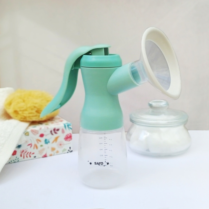 SARO Baby Manual Breat Milk Pump Green i gruppen LEGETØJ, BØRN & BABY / Pleje, sundhed og hygiejne / Pleje & hygiejne hos TP E-commerce Nordic AB (D01490)