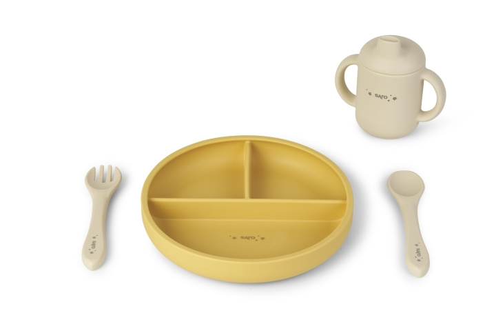 SARO Baby Food and Fun Silicone Feeding Set - Mustard (SAO17602) i gruppen LEGETØJ, BØRN & BABY / Mad & Drikke / Børnebestik og tallerkener hos TP E-commerce Nordic AB (D01598)