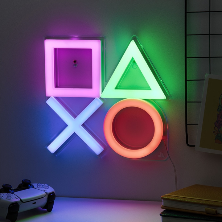 Paladone Playstation LED-neonlys, der kan monteres på væggen i gruppen COMPUTERTILBEHØR / GAMING / Gaming tilbehør hos TP E-commerce Nordic AB (D04279)