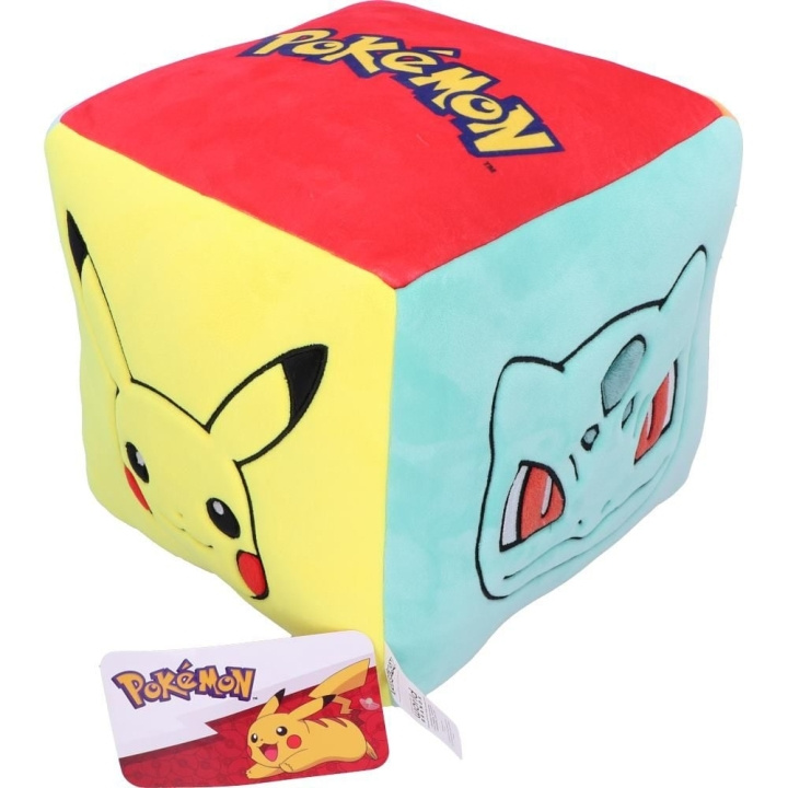 Nemesis Now Pokémon Starter Cube Pude 25cm i gruppen LEGETØJ, BØRN & BABY / Babyleg (0-3 år) / Tøjdyr hos TP E-commerce Nordic AB (D06499)