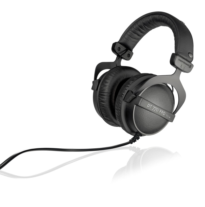 beyerdynamic DT 770 PRO 32 Ohm hovedtelefoner i gruppen HJEMMEELEKTRONIK / Lyd & billede / Hovedtelefoner & Tilbehør / Hovedtelefoner hos TP E-commerce Nordic AB (D08692)